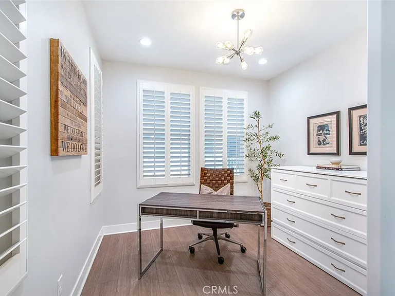 10 Brownstone Way — Photo 15