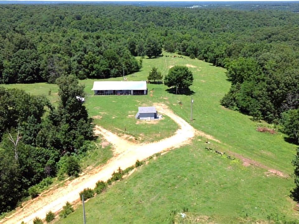 1st image of 513 Stone Road
