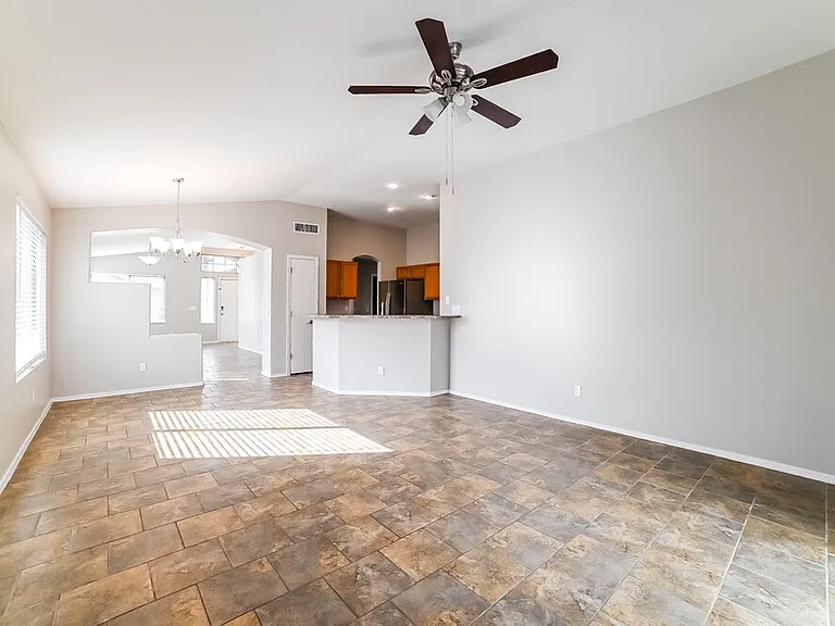 3510 W Thurman Dr — Photo 4