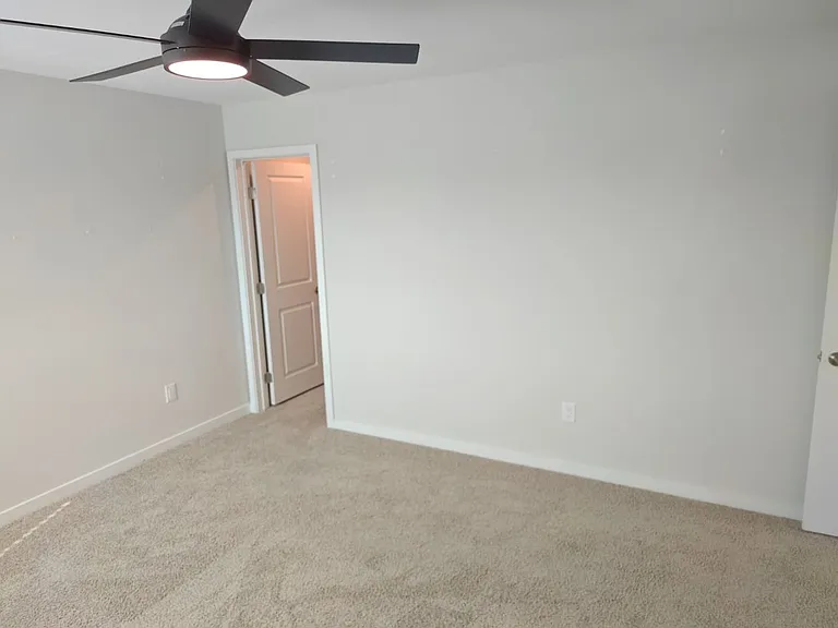 6614 Palmer Crest St — Photo 23
