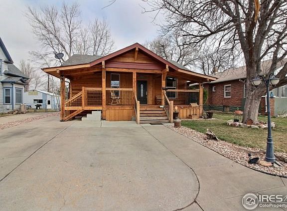 Beautifully Updated Ranch Style Home