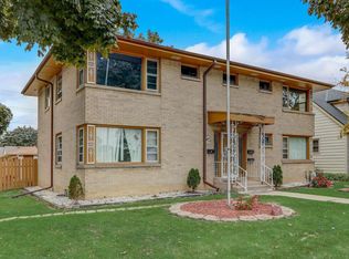 3300 S 76th St, Milwaukee, WI 53219