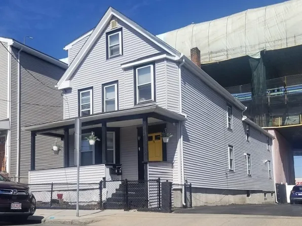 78 Chestnut St, Chelsea, MA 02150