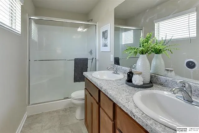 4801 N 180th Ave — Photo 15