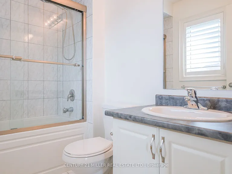 95 Goodwin Cres #UPPER — Photo 12