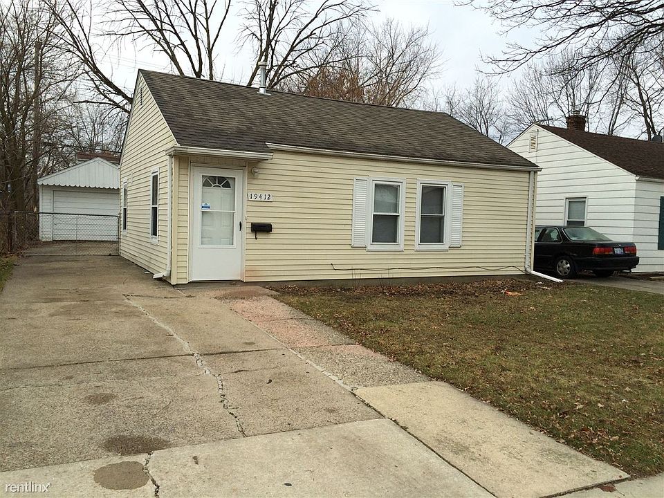 1st image of 19412 Roscommon St