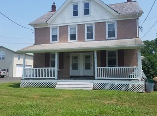 534 W Ridge Pike, Royersford, PA 19468