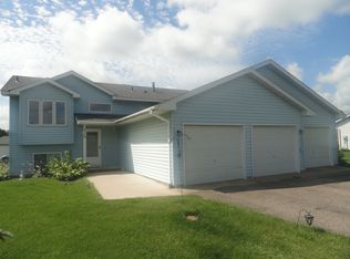 515 10th St SW, Braham, MN 55006