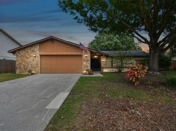 15805 COUNTRYBROOK STREET, TAMPA, FL 33624