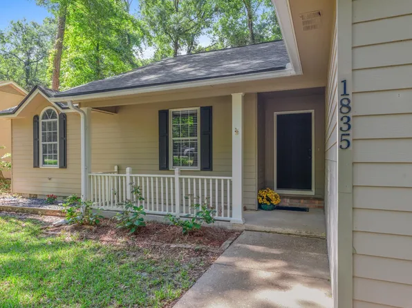 1835 Folkstone Rd, Tallahassee, FL 32312