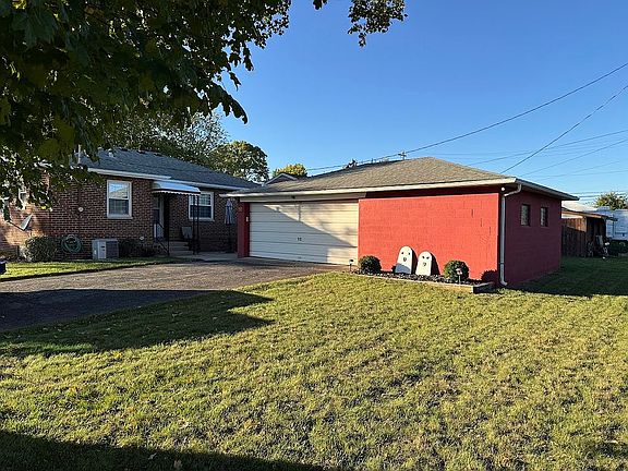 2nd image of 284 Topsfield Rd