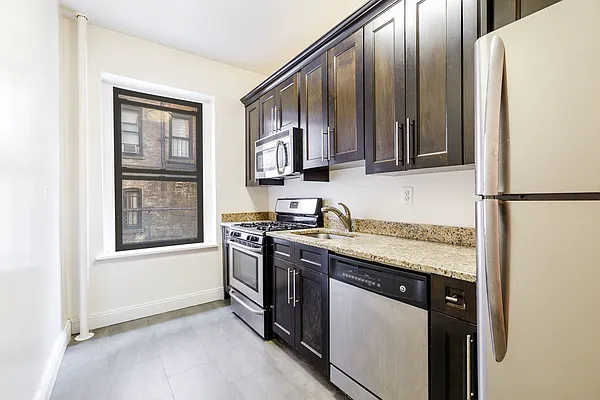 Rented by MNS | media 1