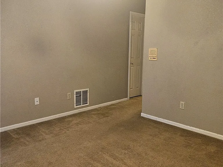 7402 Bourget Dr — Photo 21