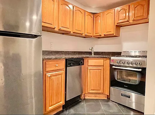 Rented by Century 21 Premier  | media 5