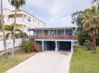 106 E Tarpon St, South Padre Island, TX 78597