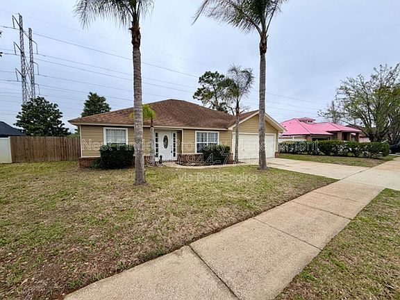 3rd image of 2094 Forest Gate Dr W