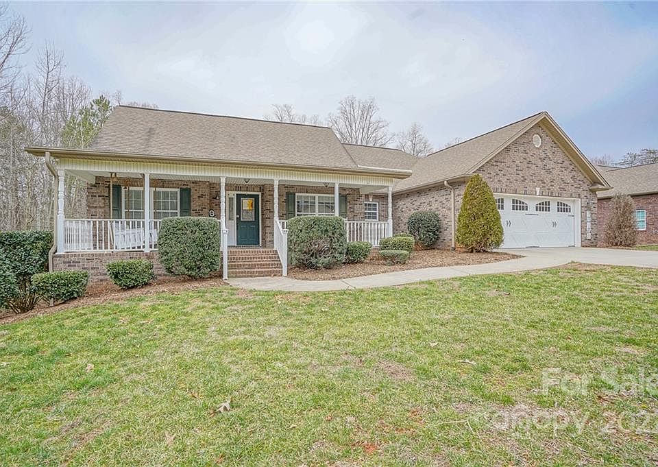1st image of 1350 Kensington Cir