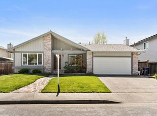 5283 Arnica Way, Santa Rosa, CA 95403