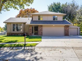 2676 N 129th Cir, Omaha, NE 68164