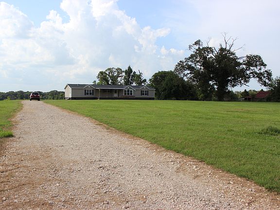 drive/home/front yard