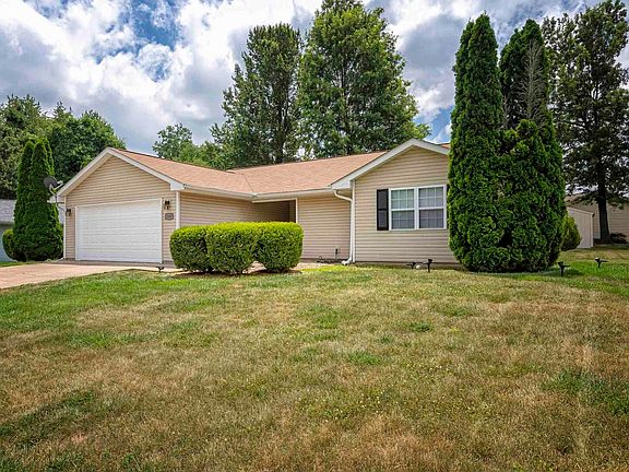 4th image of 1509 Brittany Ln