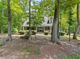 707 Saddle Hill Rd, Greenwood, SC 29646