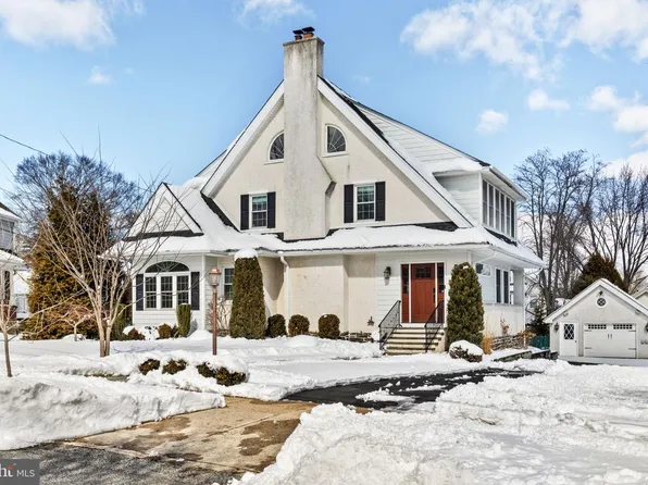 608 Hirst Ave, Havertown, PA 19083