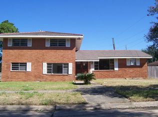 2254 Colombo Dr, Harvey, LA 70058