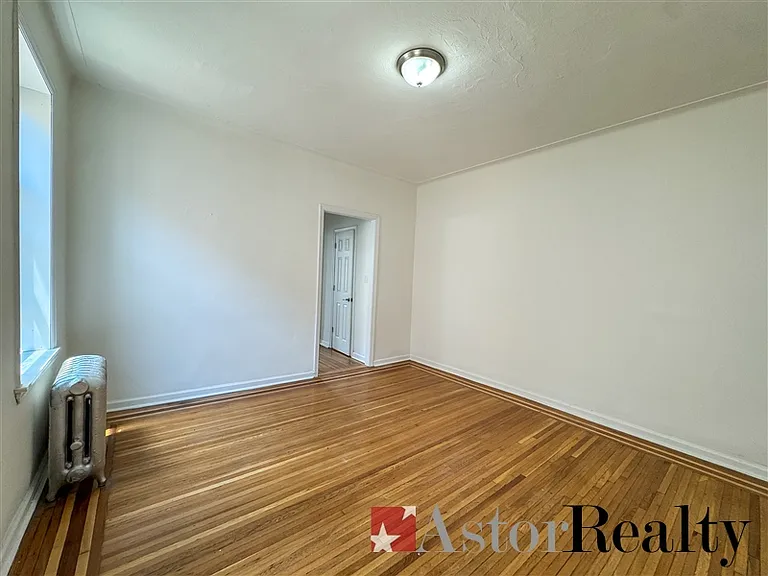 31-60 34th St #B4 — Photo 13