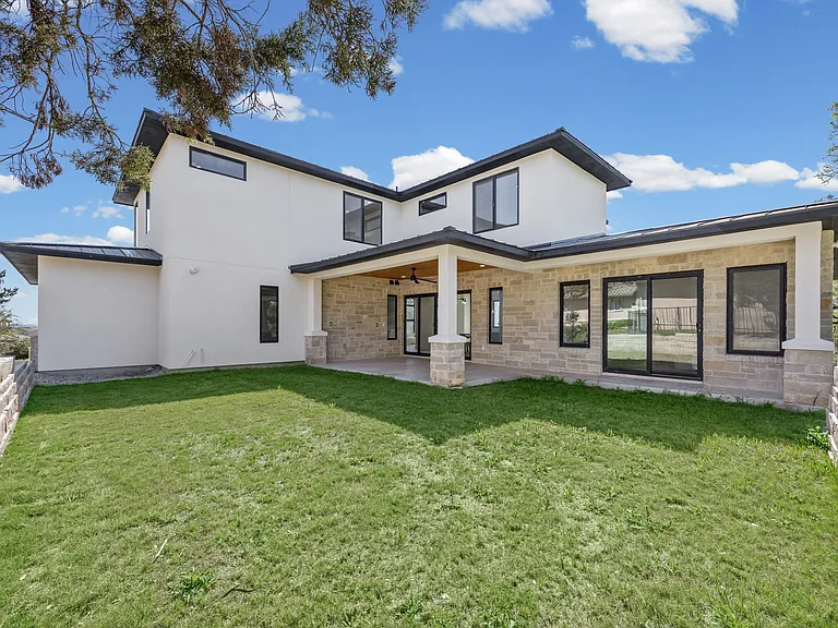 1020 Mountain Leather Dr — Photo 35