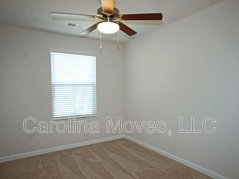 17 Country Dale Dr — Photo 7
