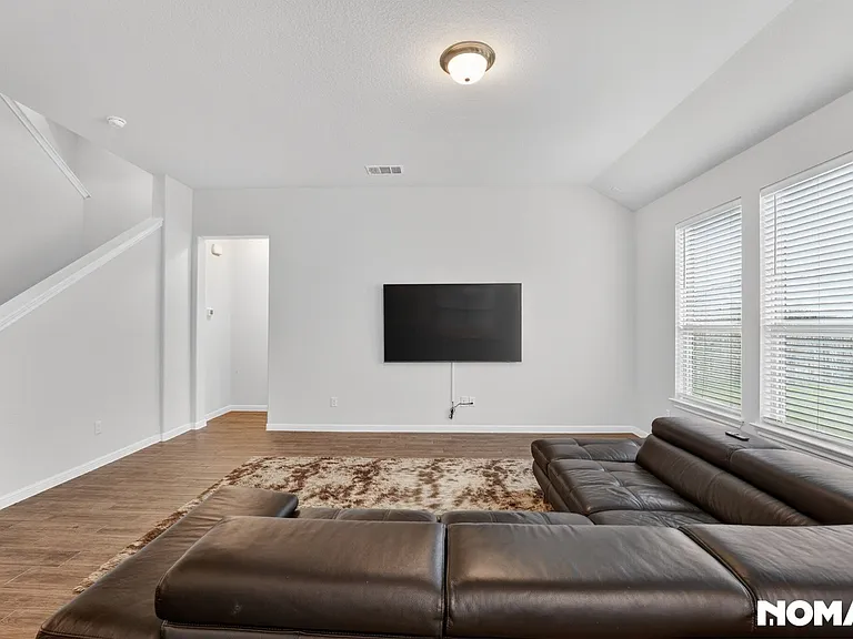 17108 Arcata Ave — Photo 4
