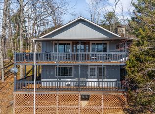 1009 Old Laurel Ln, Sevierville, TN 37876