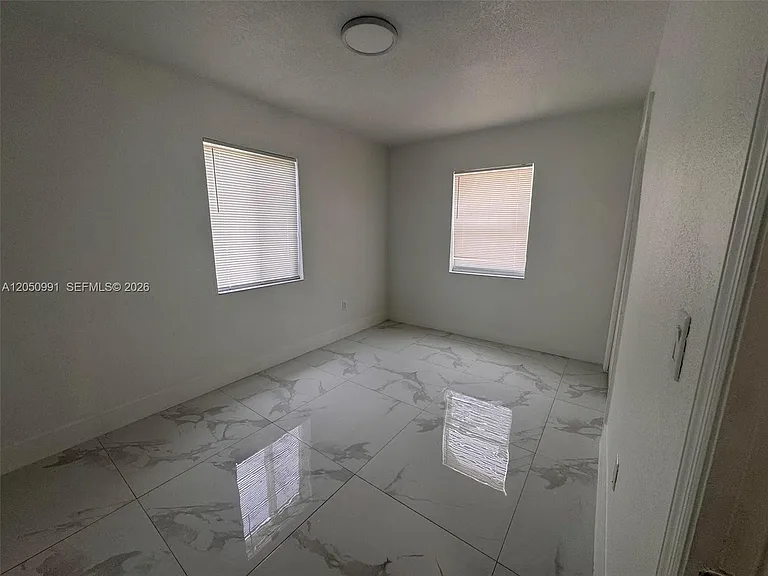 7400 SW 39th St #1 — Photo 8