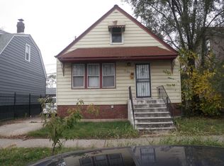 8120 S Houston Ave, Chicago, IL 60617