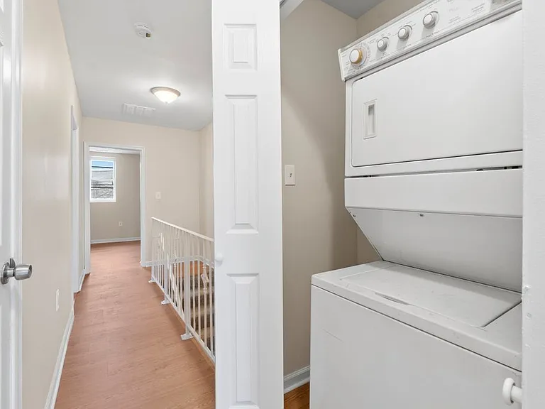428 E Lorraine Ave #1 — Photo 13