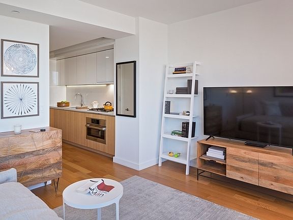 4th image of 605 W 42nd St APT 33B