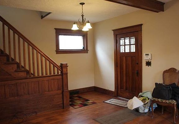 5th image of 2824 S 32nd Ave