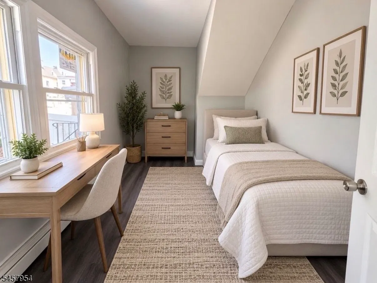 4 bed, $2,550 — Photo 4