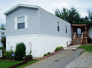 24 Lively Ln, Candler, NC 28715