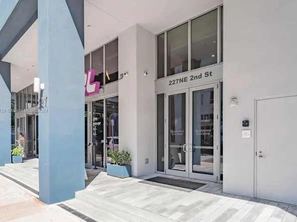 227 NE 2nd St #2613, Miami, FL 33132