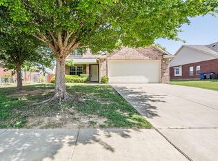 1302 Lake Trail Ct, Wylie, TX 75098