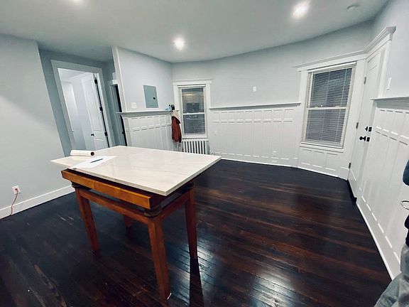 2nd image of 174 Archer Ave #1