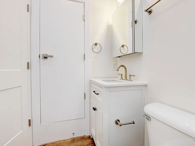 105 Parsons Ave #1 — Photo 5
