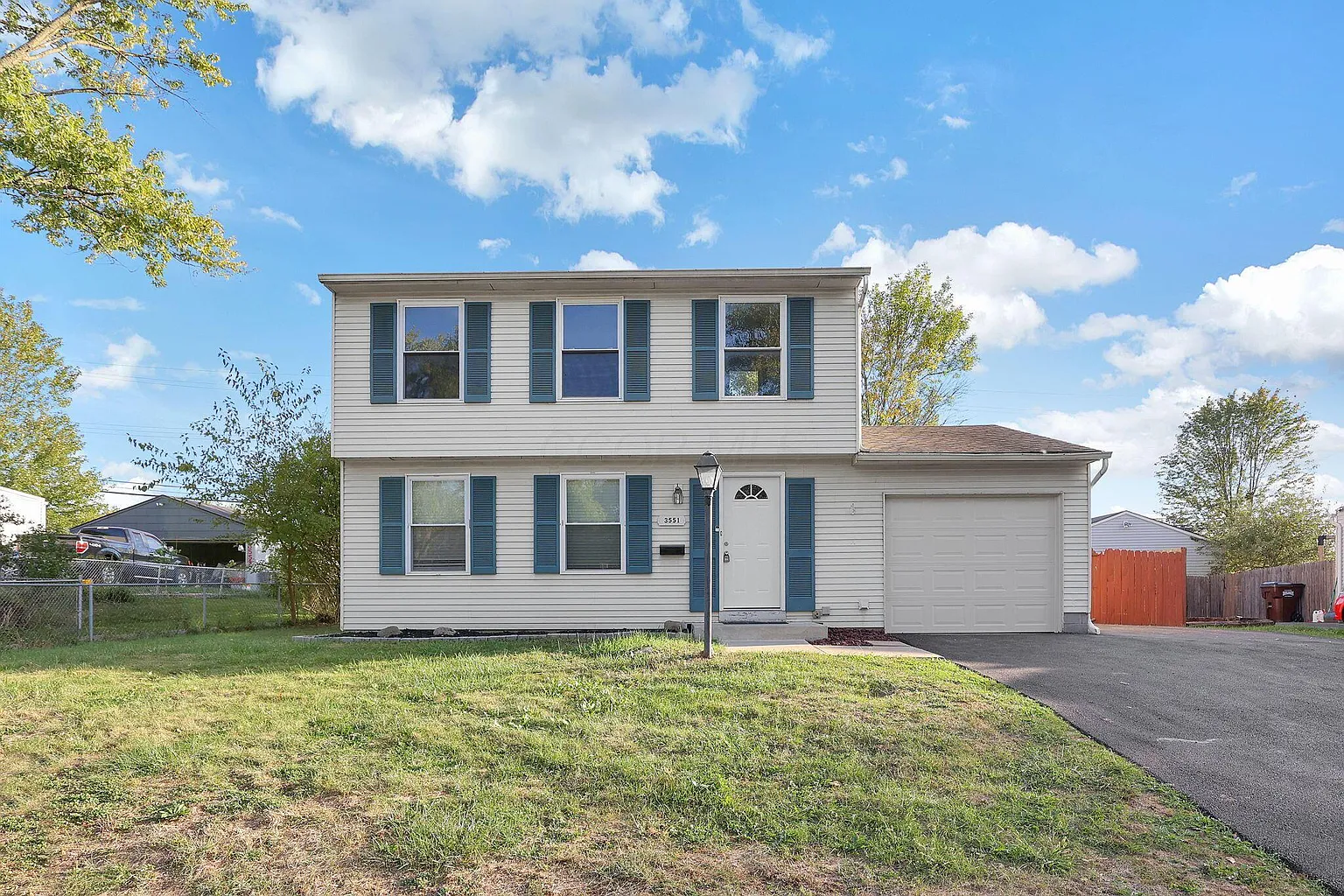 3551 Manila Dr photo 1