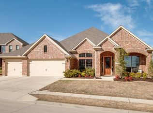 605 Chaucer Ct, Roanoke, TX 76262