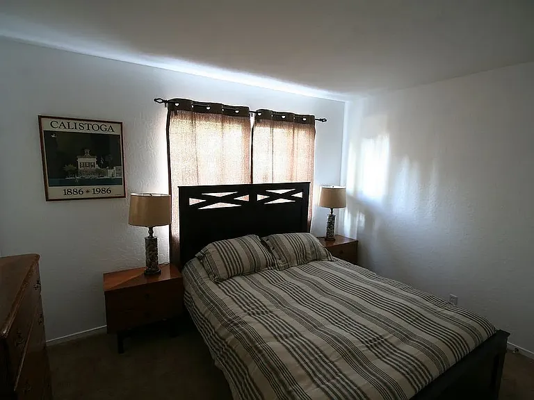 1290 Lincoln Park Cir — Photo 33