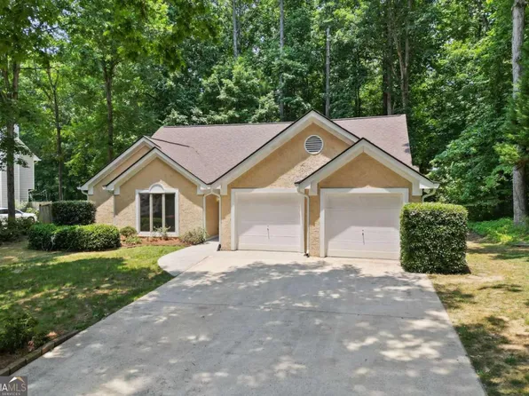 244 Claridge Curv, Peachtree City, GA 30269