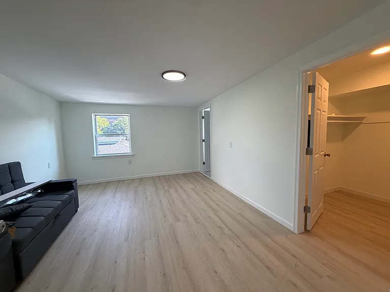 4836 Spruce St #2 — Photo 10