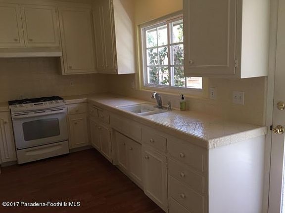 5th image of 316 Grace Dr